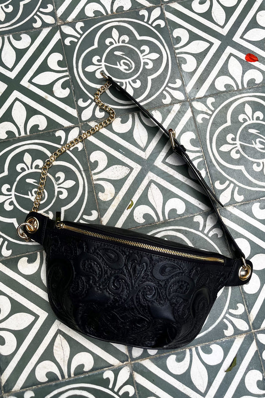 Belt Bag Cincelada - Negro