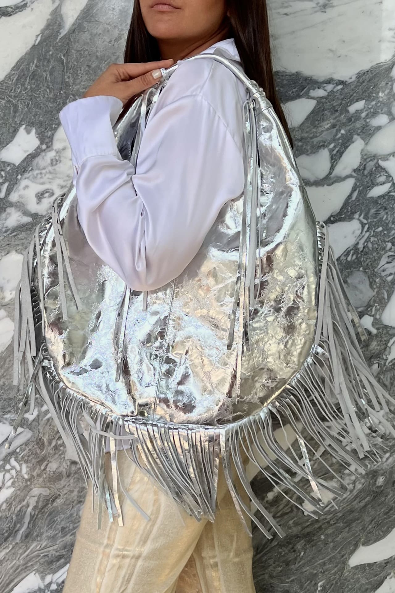 Hobo Bag Exclusiva - Plata Textura Barbas