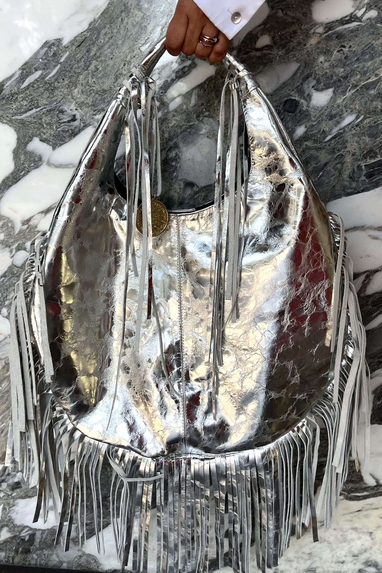 Hobo Bag Exclusiva - Plata Textura Barbas