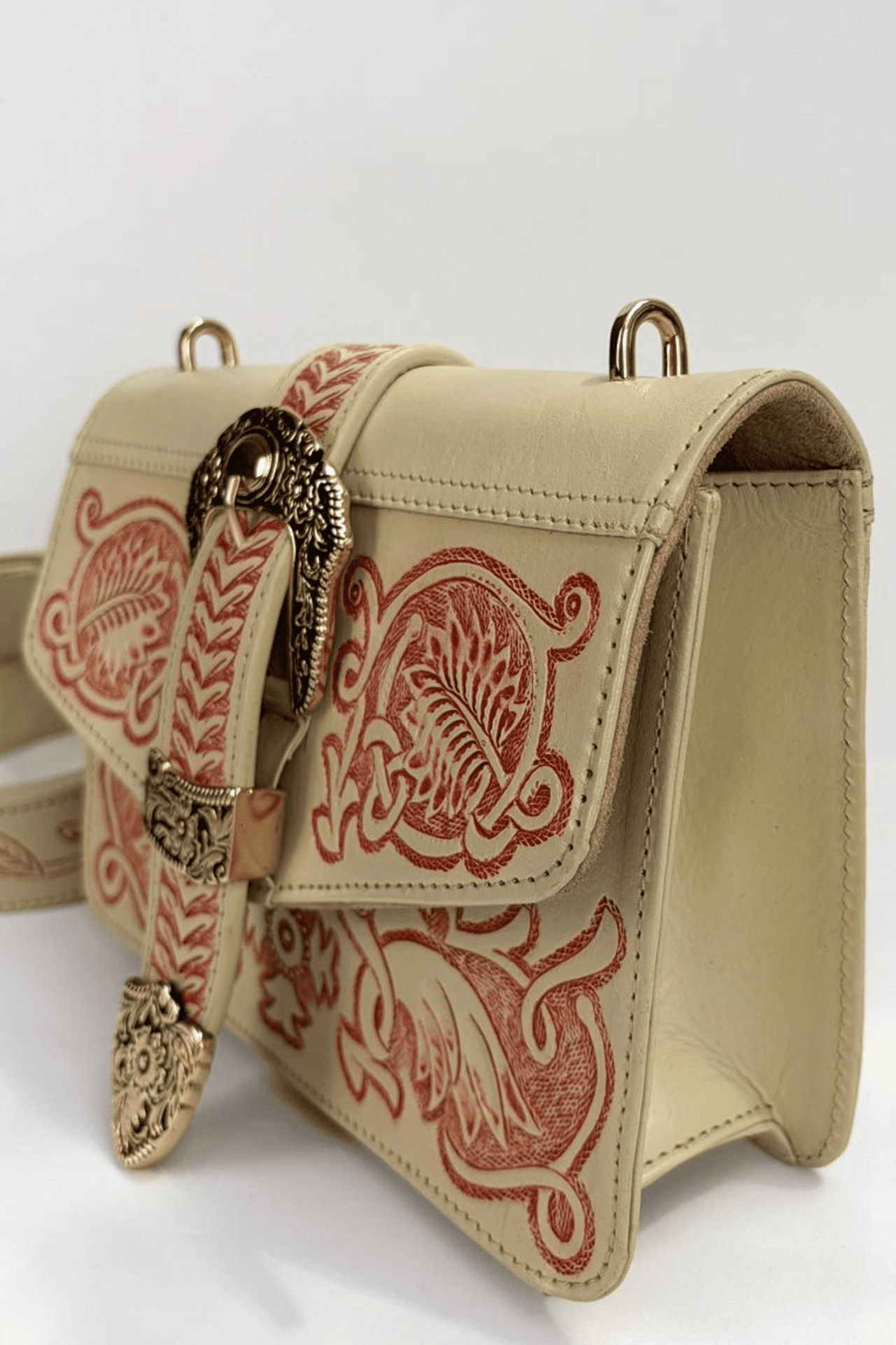 Gypsy Cincelada - Hueso
