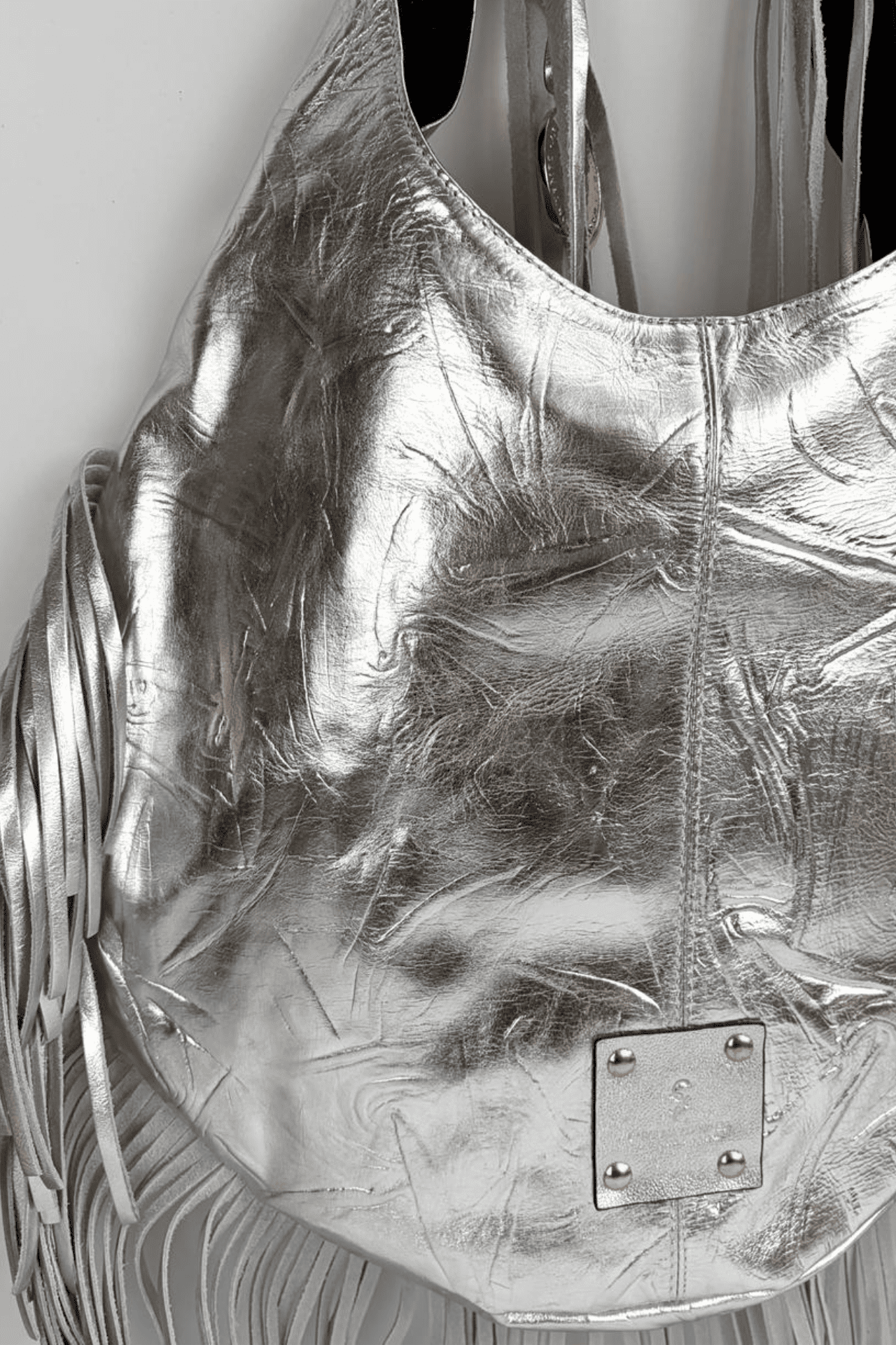 Hobo Bag Con Barbas - Plata