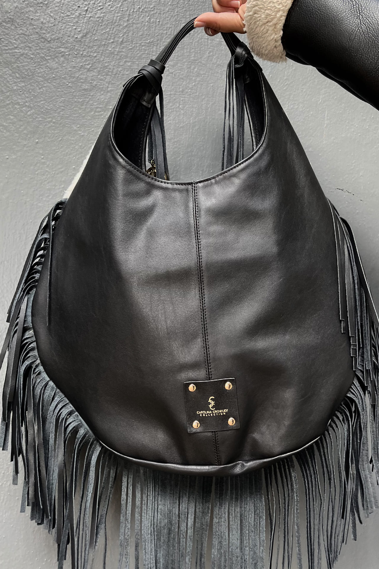 Hobo Bag Borrego - Negro Barbas