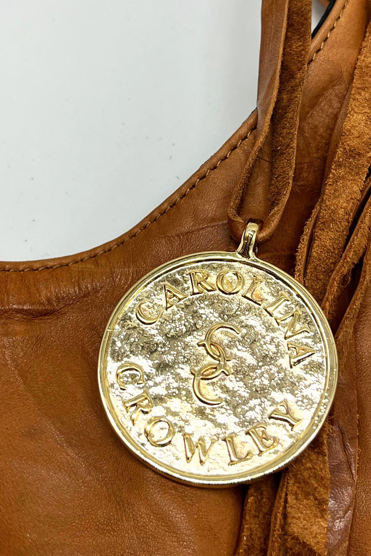 Hobo Bag Con Barbas - Camel