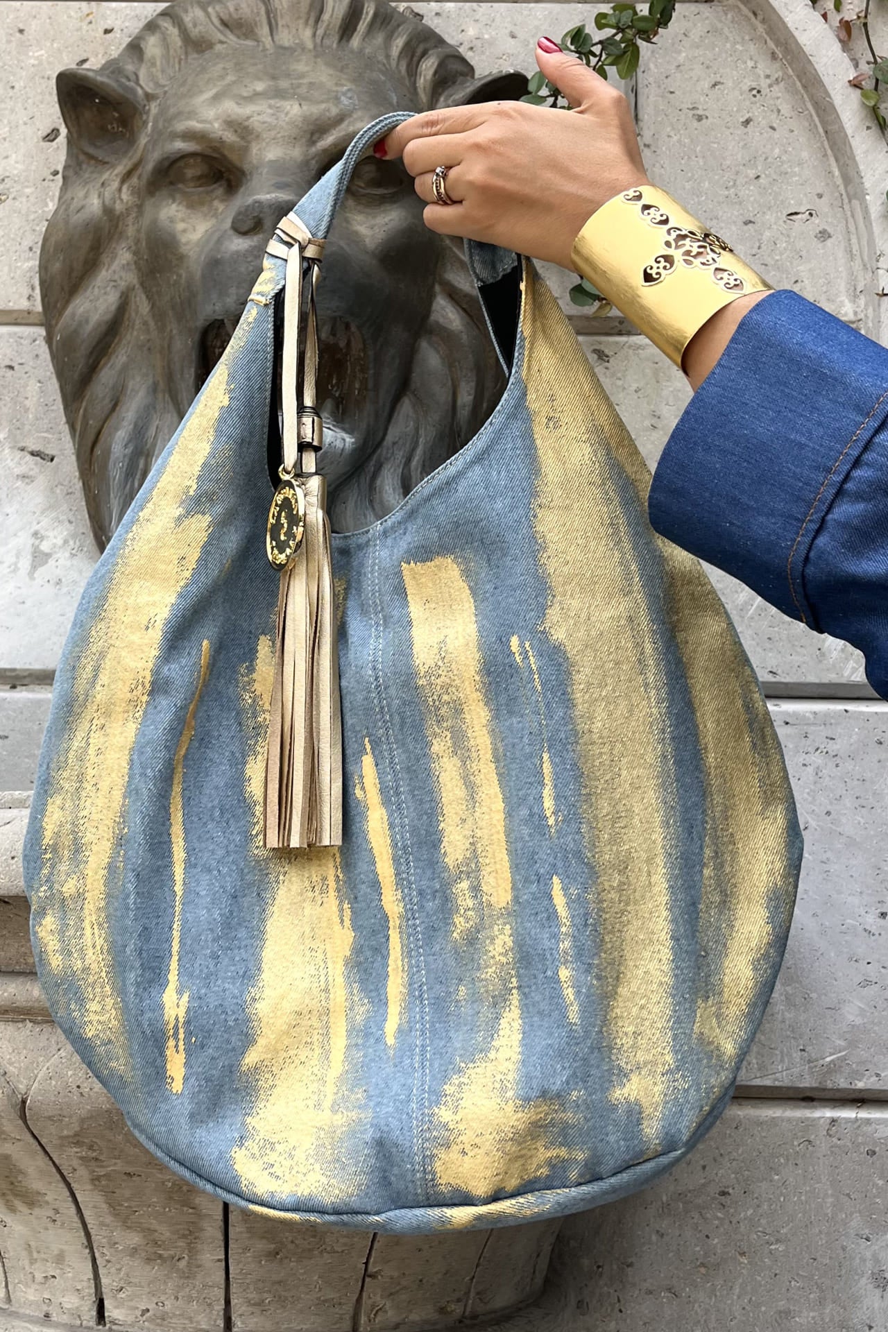 Hobo Bag Mezclilla - Clara/Oro Pintada